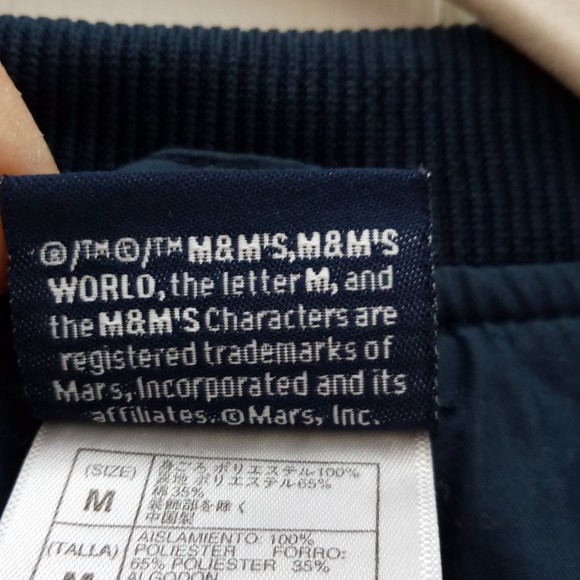 M & Ms World Blue Pullover in size Medium - Picture 4 of 9